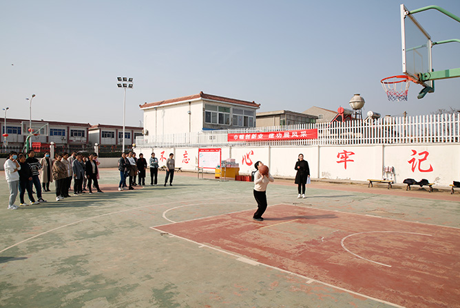 新灘鹽場(chǎng)開展多彩系列活動(dòng)慶?！叭恕眿D女節(jié)